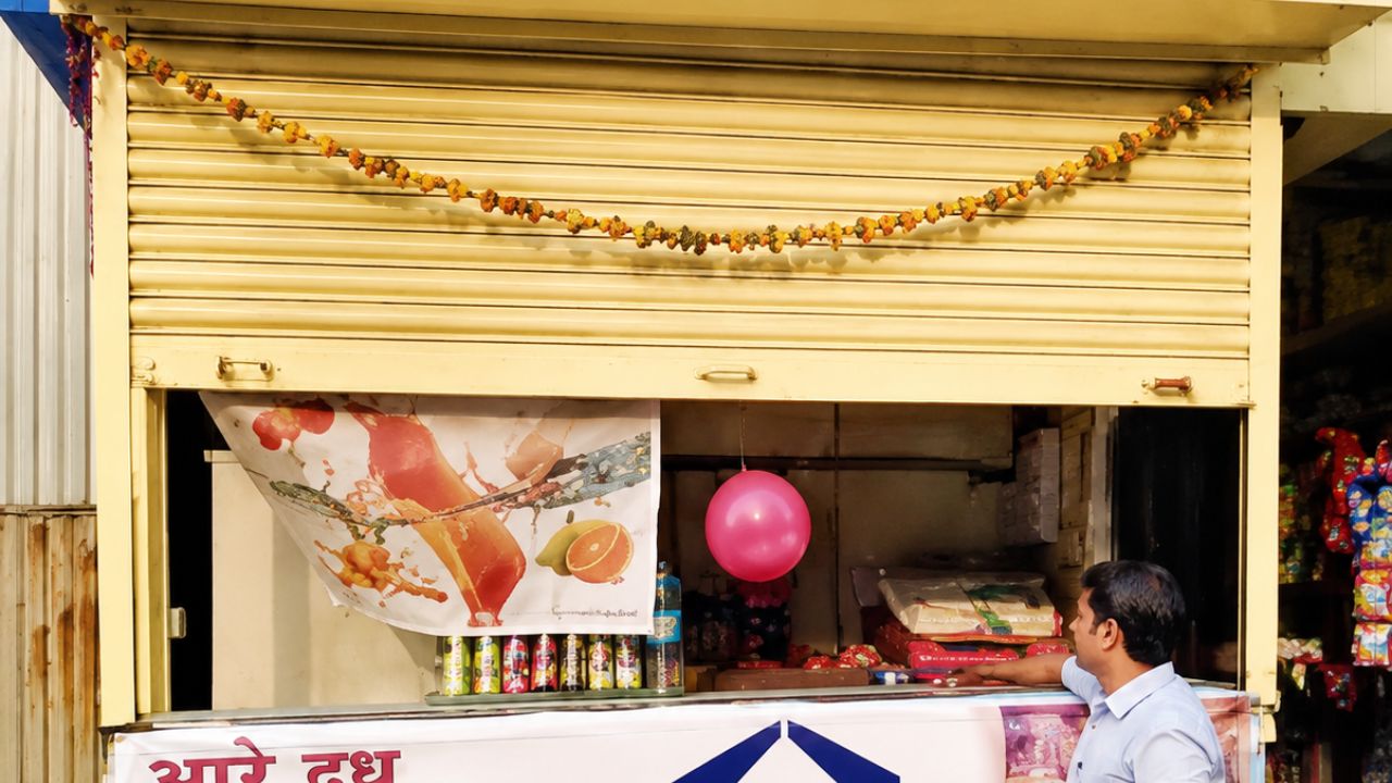Mumbai News: आरे स्टॉलधारकांना दिलासा! पुनर्वसनासह स्वतंत्र धोरणासाठी महापालिका प्रशासन सकारात्मक