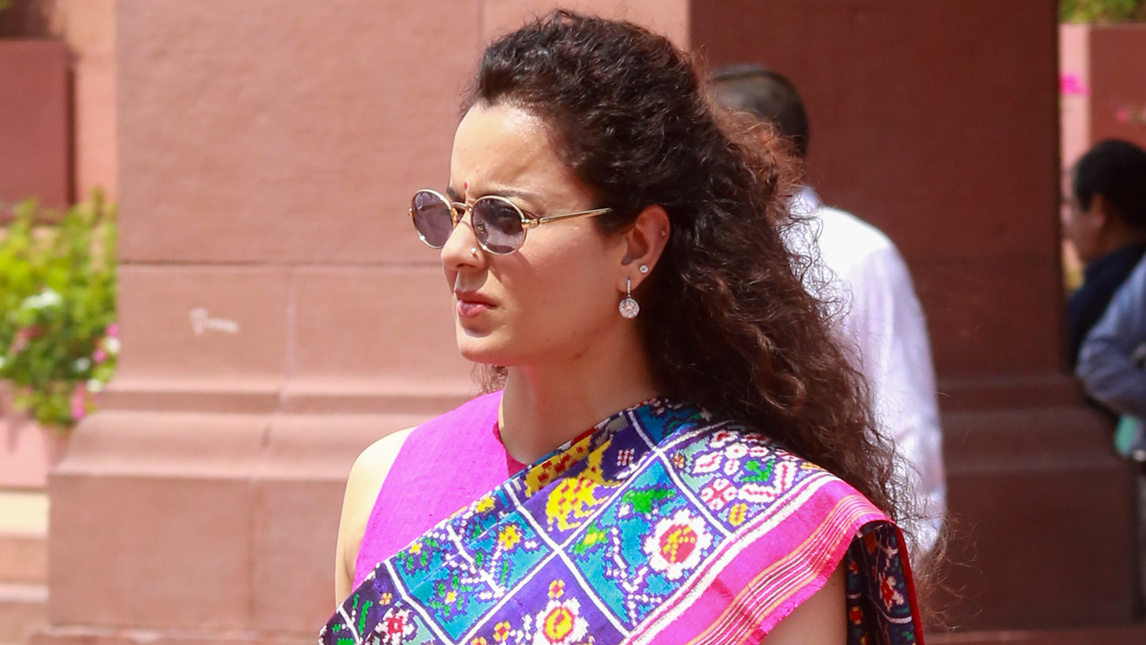 Kangana Ranaut: ‘राहुल गांधींची अवस्था अस्वस्थ मांजरासारखी’; संसदेतील गदारोळावरून कंगना राणौत यांचा विरोधकावर घणाघात
