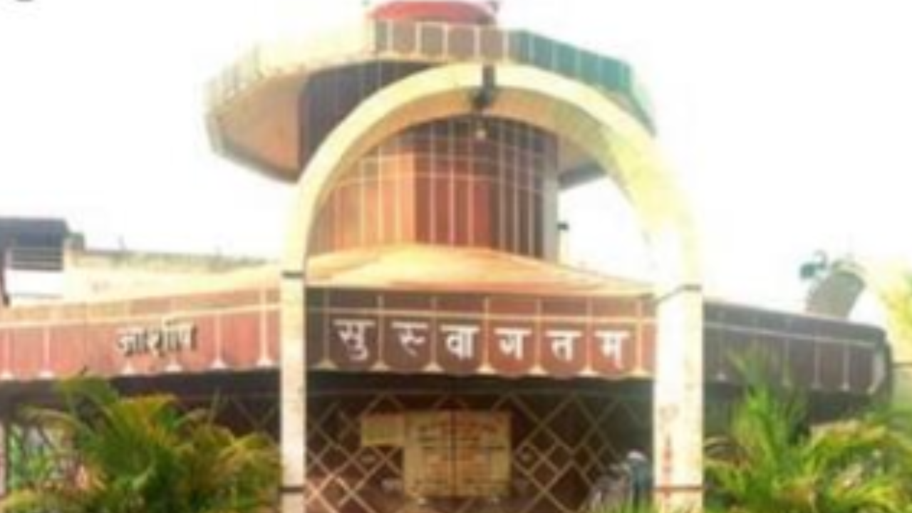 Bhandara: बसस्थानकावरील पाणपोई बंदच; परिवहन विभागाच्या उदासीनतेमुळे प्रवाशांचे हाल, पाण्यासाठी करावी लागतेय भटकंती