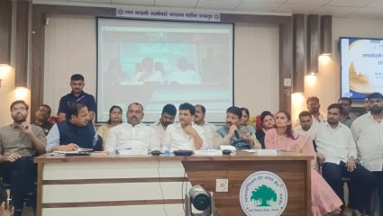 विठुरायाच्या वारीत आता आकाशातूनही आरोग्यसेवा; अत्यावश्यक रुग्णांसाठी एअर ॲम्बुलन्सची सुविधा – आरोग्यमंत्री प्रकाश आबिटकर