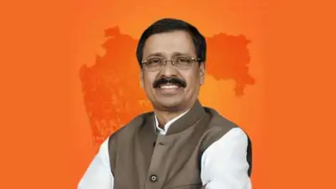कोण आहेत उद्धव ठाकरे गटाचे माजी खासदार Vinayak Raut? ज्यांच्या संपूर्ण कुटुंबावर त्यांच्याच सुनेने लावलेत गंभीर आरोप!