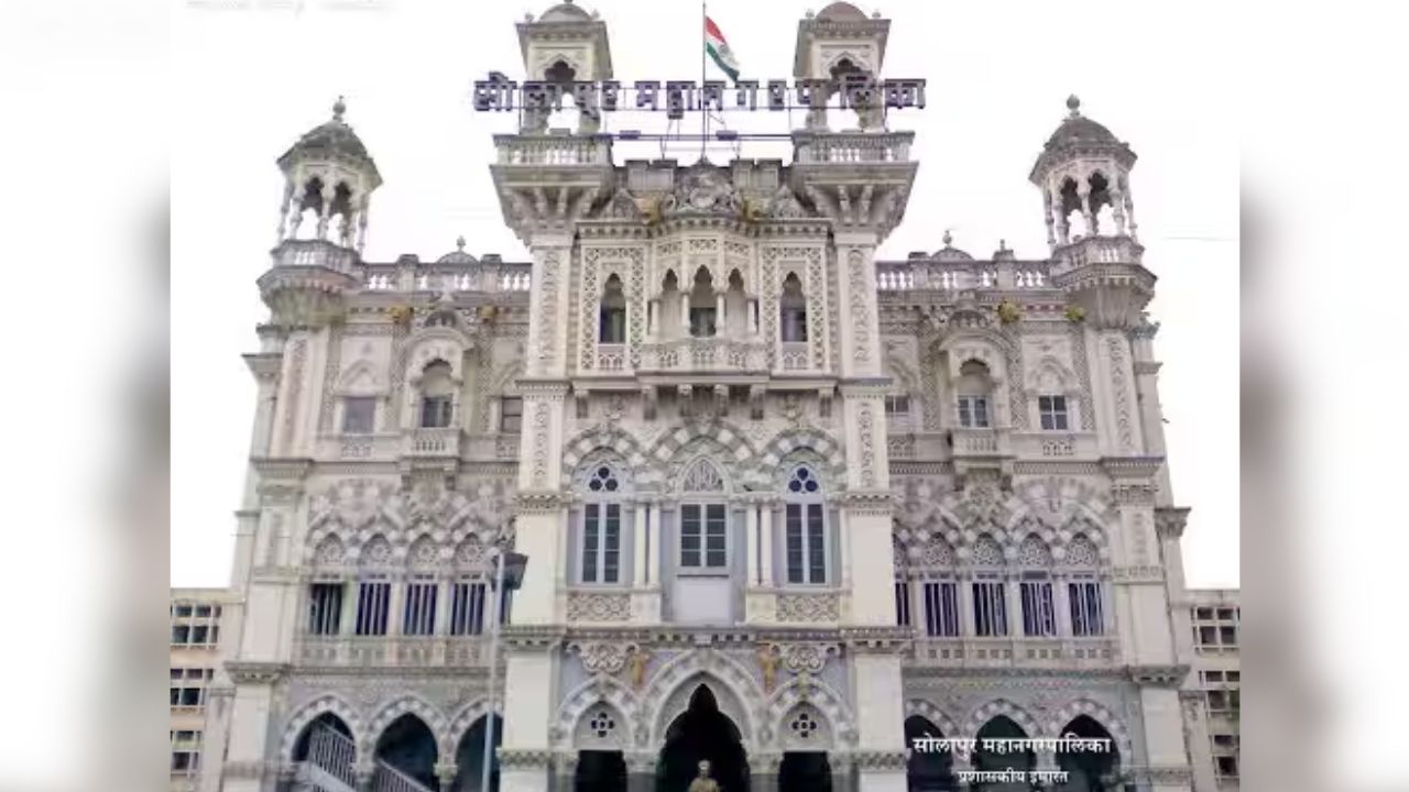 पूर नियंत्रणाच्या कामात अडथळा; सोलापुरात जमीन मालकावर गुन्हा, स्टॉर्म वॉटर ड्रेन प्रकल्प रोखल्याचा आरोप
