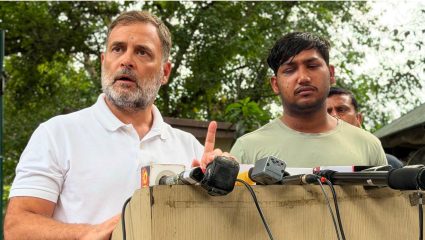 ‘शांततापूर्ण आंदोलन करणाऱ्या विद्यार्थ्यांवर पॅलेट गन चालवली’, पीडित तरुणाला समोर आणत राहुल गांधींचा संसदेतून गंभीर आरोप