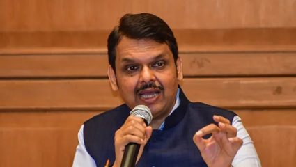 ‘मला आनंद आहे की…’, राज-उद्धव ठाकरेंच्या आंदोलनावर मुख्यमंत्री देवेंद्र फडणवीसांची पहिली प्रतिक्रिया, म्हणाले…