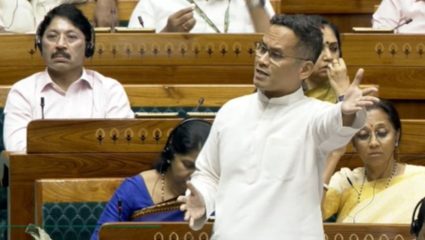 ‘विद्यार्थ्यांवरील अमानुष लाठीचार्ज विसरणार नाही; गृहमंत्र्यांनी उत्तर द्यावे’; लोकसभेत Gaurav Gogoi यांचा केंद्र सरकारवर हल्लाबोल