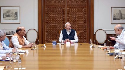 मोदी कॅबिनेटचा शेतकऱ्यांसाठी मोठा निर्णय! ‘या’ महत्वपूर्ण योजनेला आणखी ५ वर्षे मुदतवाढ; तर अनेक प्रस्तावांना हिरवा कंदील
