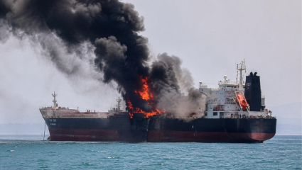 Ukraine-Iran : युक्रेनचा इराणी जहाजावर हल्ला; दोन युद्धे आता एकमेकांच्या उंबरठ्यावर?