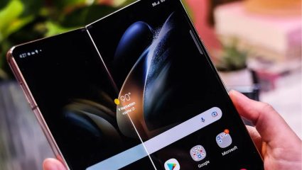 Samsung Foldable Phone : सॅमसंगची नवी झेप! फोल्डेबल फोन आता अधिक मजबूत, हलके आणि आकर्षक