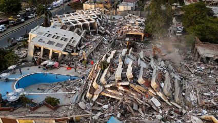 Venezuela Earthquake : व्हेनेझुएलात मृतांचा आकडा २,६०० च्या पार ; सततच्या  ‘आफ्टरशॉक्स’मुळे लोकांमध्ये भीतीचे वातावरण