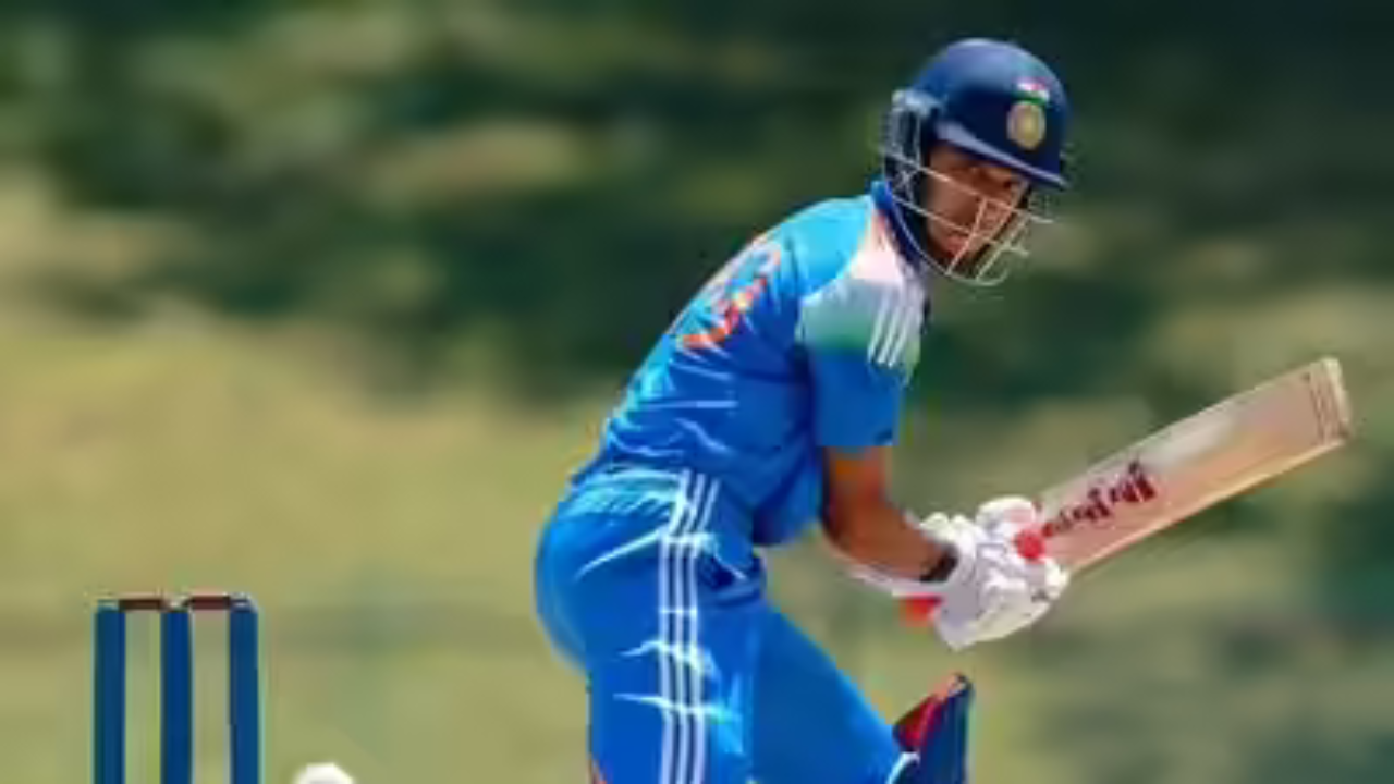 Under 19: राहुल द्रविडच्या मुलाने पेटवली लंका, एकदिवसीय सामन्यात T20 चा खेळ, ठरला सर्वाधिक धावा करणारा खेळाडू