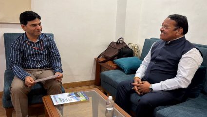 पुणे-लोणावळा लोहमार्गावरील तिसऱ्या-चौथ्या ट्रॅकच्या अहवालातील त्रुटी दुरुस्त करा; खासदार बारणेंची मागणी