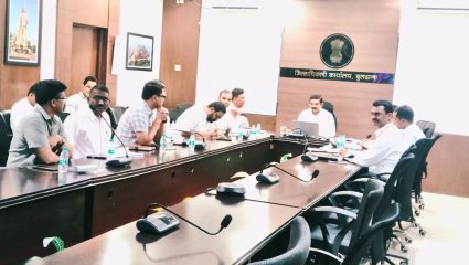 शेतकरी कर्जमुक्ती योजना; शेतकऱ्यांचे आधार प्रमाणीकरण पूर्ण करा,जिल्हाधिकारी डॉ. प्रवीणकुमार देवरे यांचे निर्देश