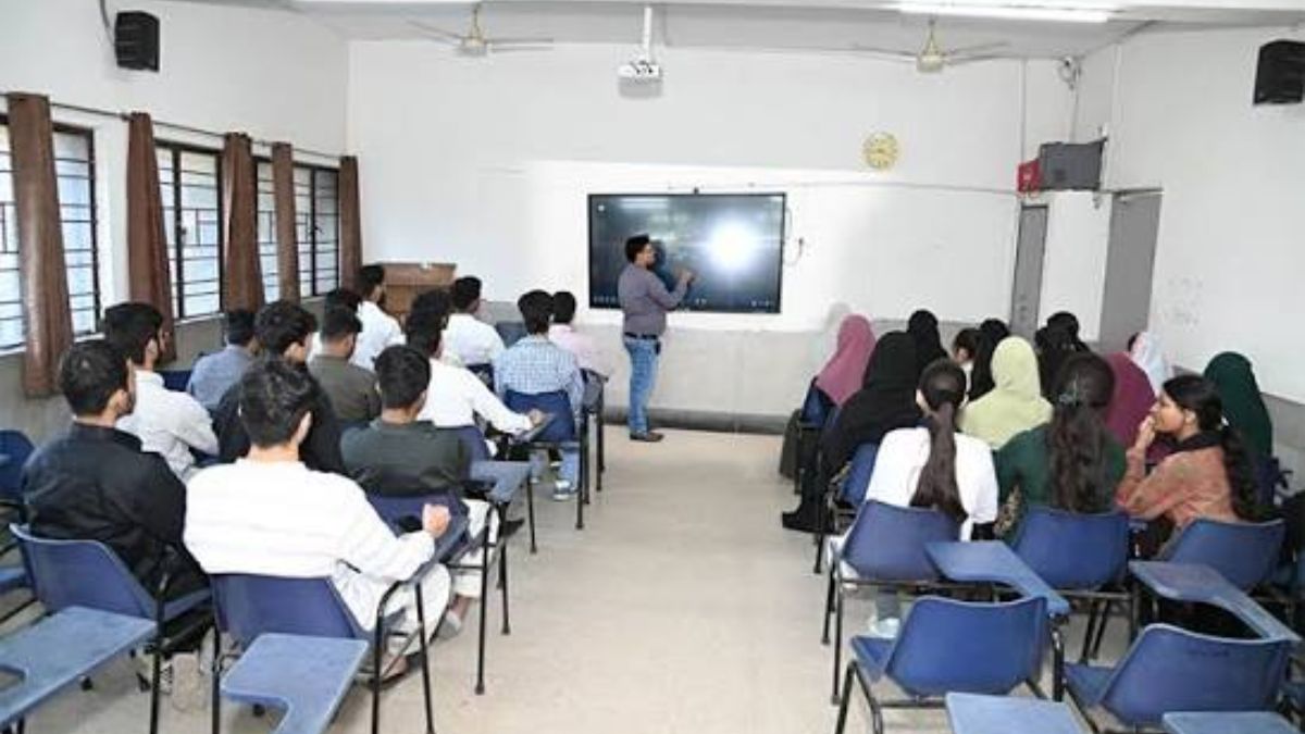 Arihant Academy Support: महेश ट्युटोरियल्सच्या विद्यार्थ्यांना अरिहंत अकॅडमीचा मोठा दिलासा! अतिरिक्त फी न घेता मिळणार प्रवेश