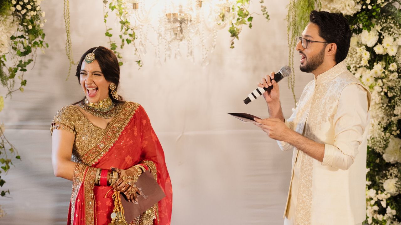 Akansha Ranjan Wedding : अभिनेत्रीने बांधली लग्नगाठ! अतिशय साध्या पद्धतीने केलं लग्न, 12 जुलैला होणार रिसेप्शन
