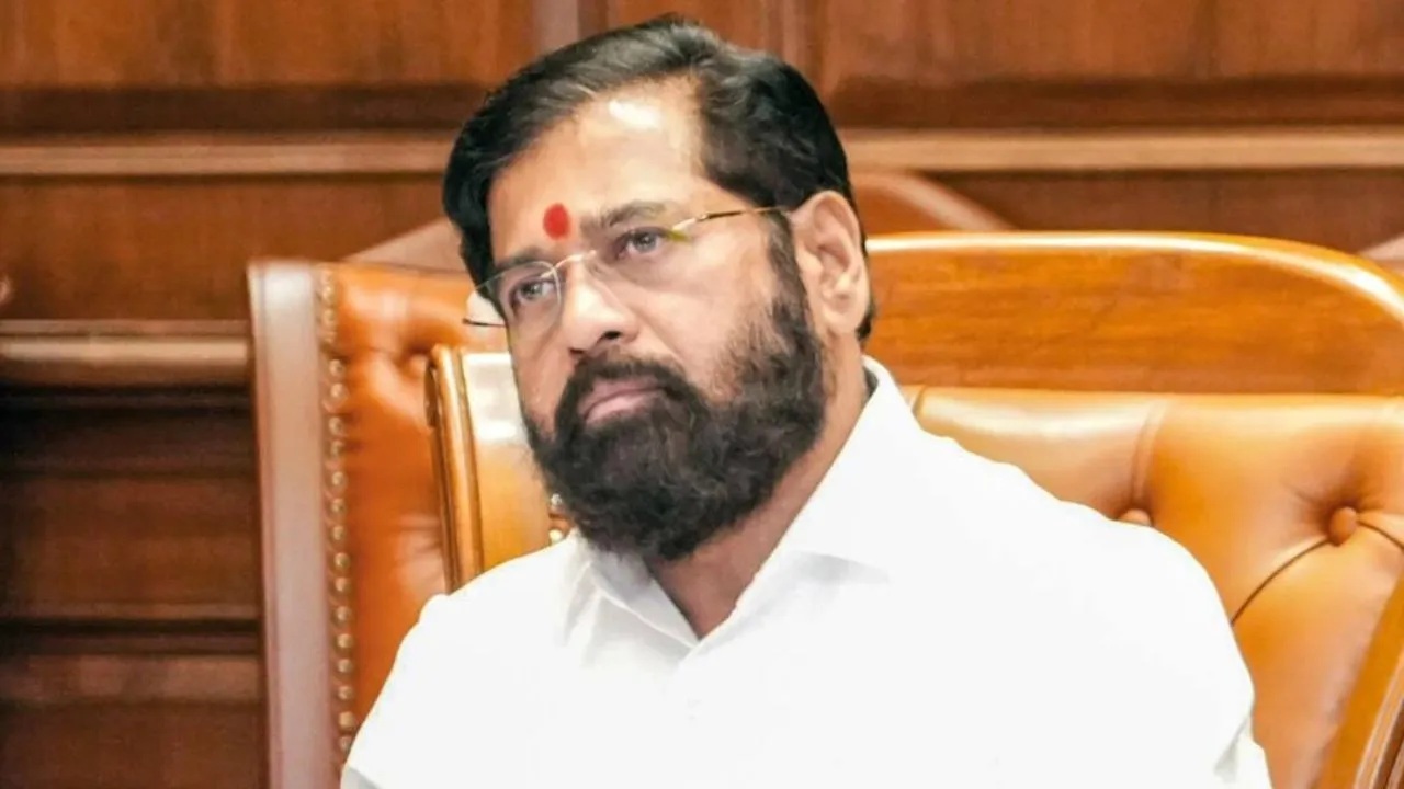 ‘ऑपरेशन टायगर’नंतर धावपळीचा परिणाम; उपमुख्यमंत्री Eknath Shinde यांची प्रकृती बिघडली, रुग्णालयात दाखल, सर्व कार्यक्रम रद्द