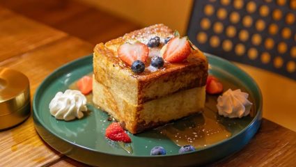 French Toast: फक्त काही मिनिटांत तयार होईल परफेक्ट फ्रेंच टोस्ट; जाणून घ्या सोपी रेसिपी