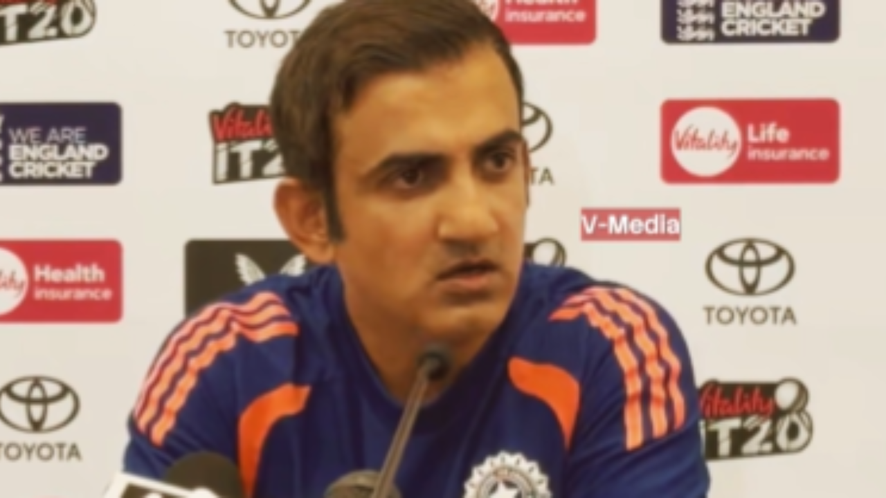 Gautam Gambhir: गौतम गंभीर भारतीय टीमला वाळवीसारखा पोखरतोय, खेळाडू नाहीतर परभवाला कोच जबाबदार, काय आहे नक्की गणित