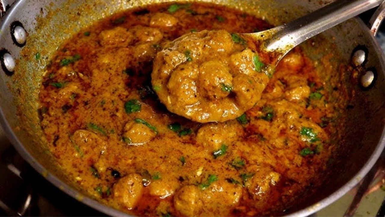 Recipe : रेस्टाॅरंट स्टाईल ‘सोयाबीन करी’ कशी बनवायची, लगेच नोट करा रेसिपी