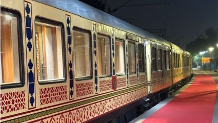 लग्नासाठी रेल्वेचे संपूर्ण कोच बुक करायचे आहे? अशाप्रकारे करा बुकिंग; जाणून घ्या किती खर्च येईल…