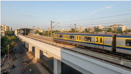 Metro 14 Update: बदलापूर–कांजूरमार्ग मेट्रोला गती; ठाणे खाडीखालून धावणार भुयारी मार्ग
