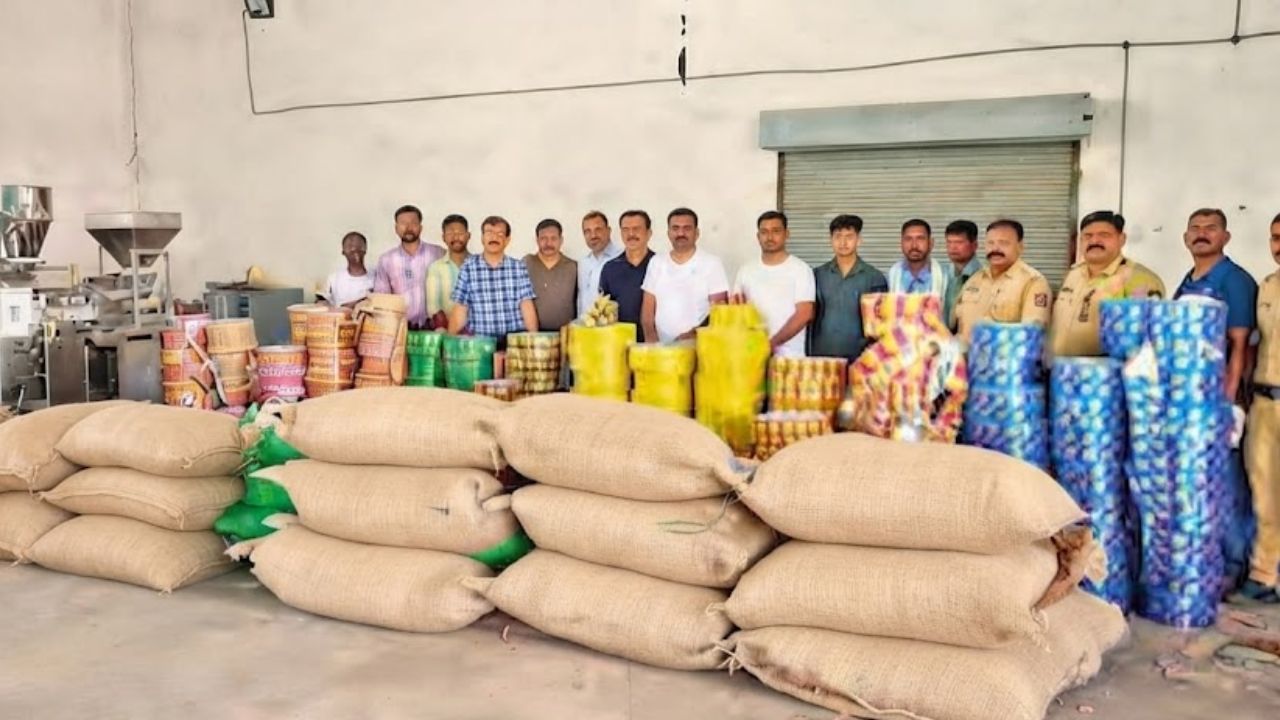 Jogeshwari News: जोगेश्वरीत FDA ची धडक कारवाई; १०.९४ लाखांचा विनालेबल साबण जप्त