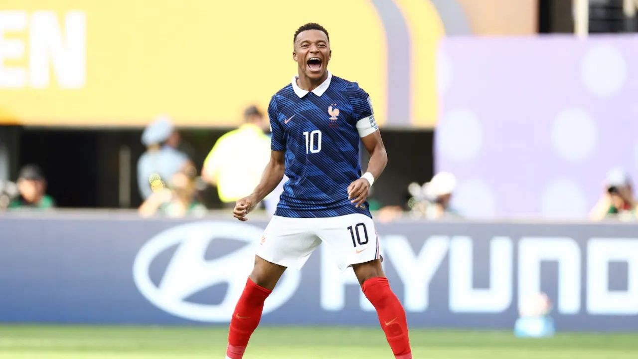 Kylian Mbappe Record: एम्बाप्पेचा विश्वविक्रम! 88 वर्षांचा विक्रम मोडत रचला इतिहास, मेस्सीचा विक्रमही धोक्यात