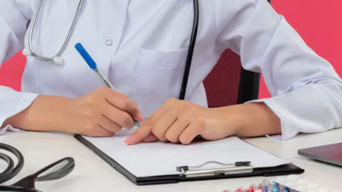MDS Exam Rules: एमडीएस परीक्षेसाठी ८०% उपस्थिती अनिवार्य; राष्ट्रीय दंत आयोगाचा नवा नियम जाणून घ्या सविस्तर