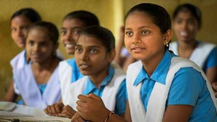 Career News : अल्पसंख्याक विकास विभागाचे निर्देश! ‘विद्यार्थ्यांकडून ‘या’ गोष्टीची सक्ती करू नये’