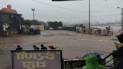 पालखीसाठी उभारलेल्या सुविधांवर पाणी; अन्नदानासह स्वागत मंडप अन् आरोग्य केंद्र गेले वाहून
