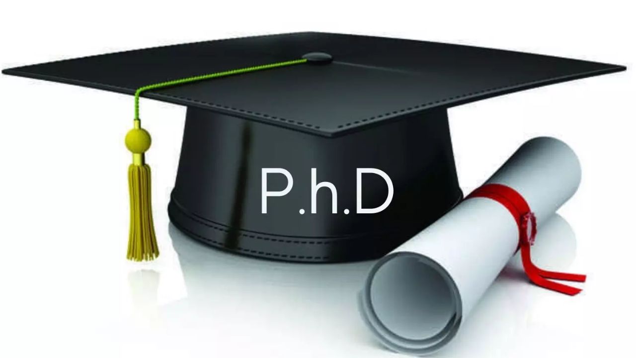 PhD Admission 2026: आयआयएम अहमदाबादमध्ये मोफत पीएचडी करण्याची सुवर्णसंधी! पात्रता आणि अर्ज प्रक्रिया लगेच जाणून घ्या
