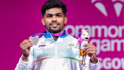 वडिलांची मजुरी, भावाचा त्याग अन् Raja Muthupandi ची मेहनत; CWG 2026 मध्ये भारतासाठी मिळवले रौप्यपदक