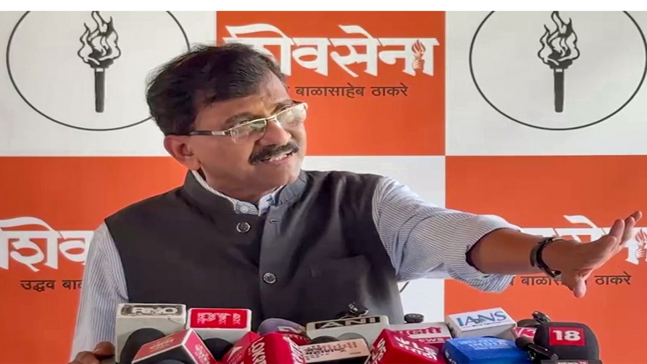 Sanjay Raut vs BJP: ‘ED आणि CBI आमच्या ताब्यात द्या, १० मिनिटांत भाजपचे १० तुकडे करू” संजय राऊतांचे थेट आव्हान