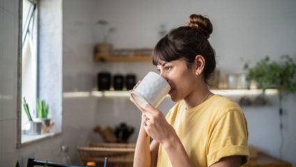 Health Tips: जेवणानंतर चहा पिण्याची सवय आहे का? आरोग्यासाठी ठरू शकते घातक; ‘हे’ परिणाम एकदा वाचाच