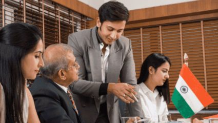 Government Jobs 2026: १० वी उत्तीर्ण ते पदवीधरांसाठी सुवर्णसंधी; येत्या काही महिन्यांत ‘या’ मोठ्या सरकारी पदांसाठी बंपर भरती