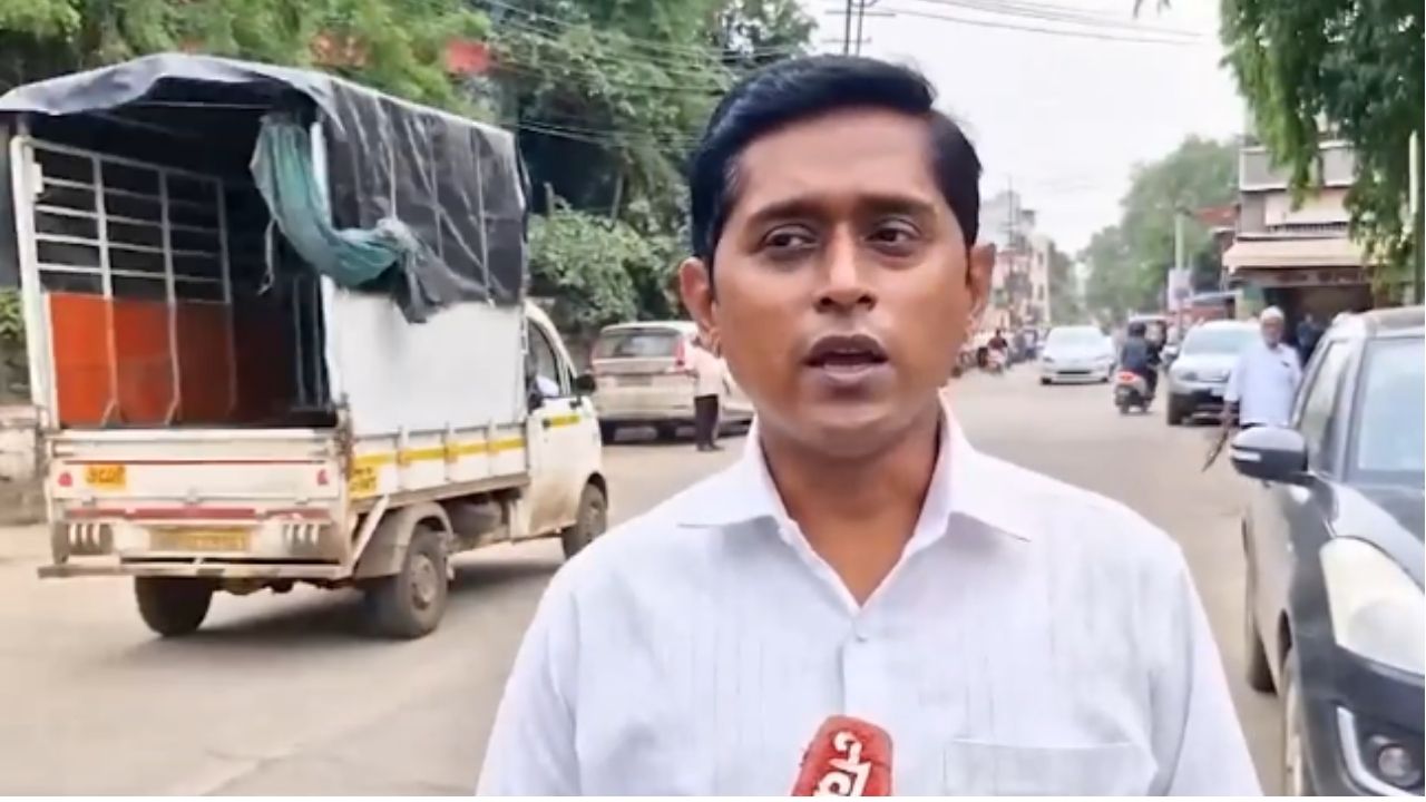 Ahilyanagar FDA junk food ban : तुकाराम मुंढेंचा आदेश फक्त कागदावरच?, शाळांबाहेर जंक फूडचा सुळसुळाट!