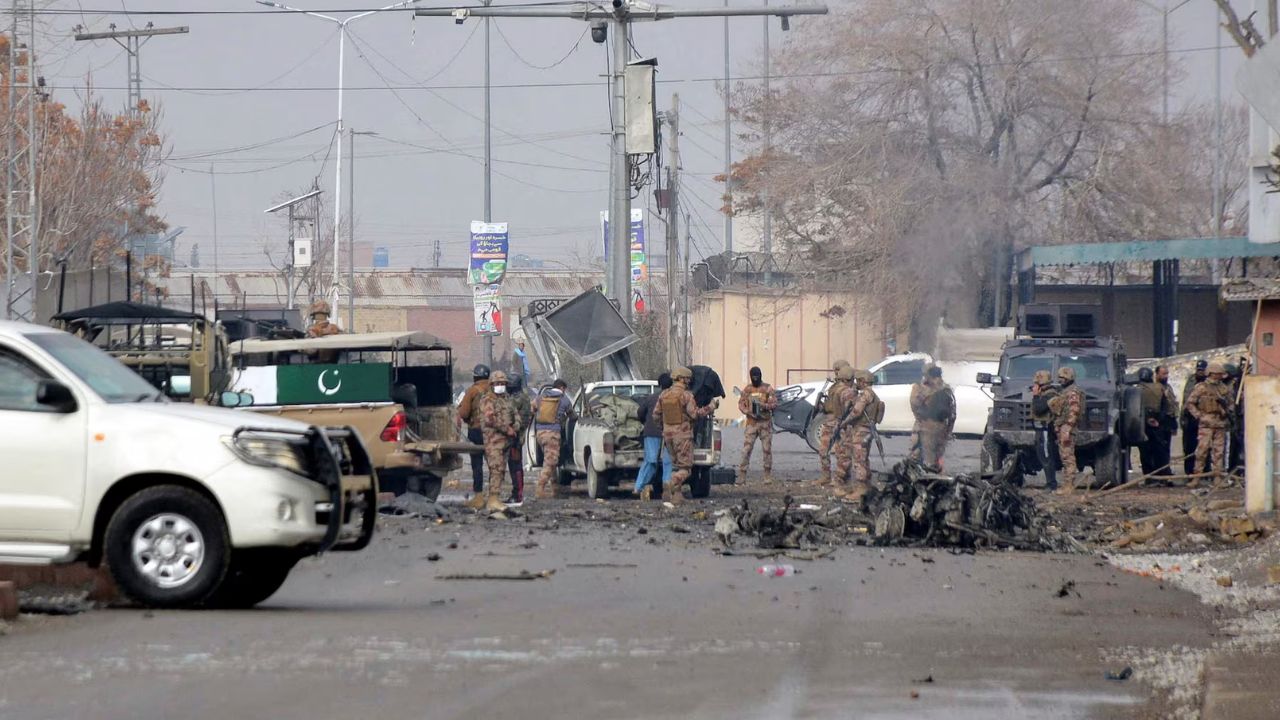 Balochistan स्वातंत्र्यलढ्याला वेग! पाकिस्तानी सैन्यावर बलुच विद्रोही संघटनांचा मोठा प्रहार; क्वेटा, बोलान, सिंधमध्ये मालिकास्फोट