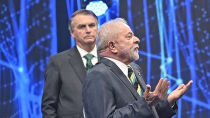 Brazil Elections : ब्राझीलच्या अध्यक्षीय निवडणुकीत टीव्ही-रेडिओची सुरु लढाई; लुला आणि फ्लाविओ बोल्सोनारो यांच्यात चुरशीची लढत