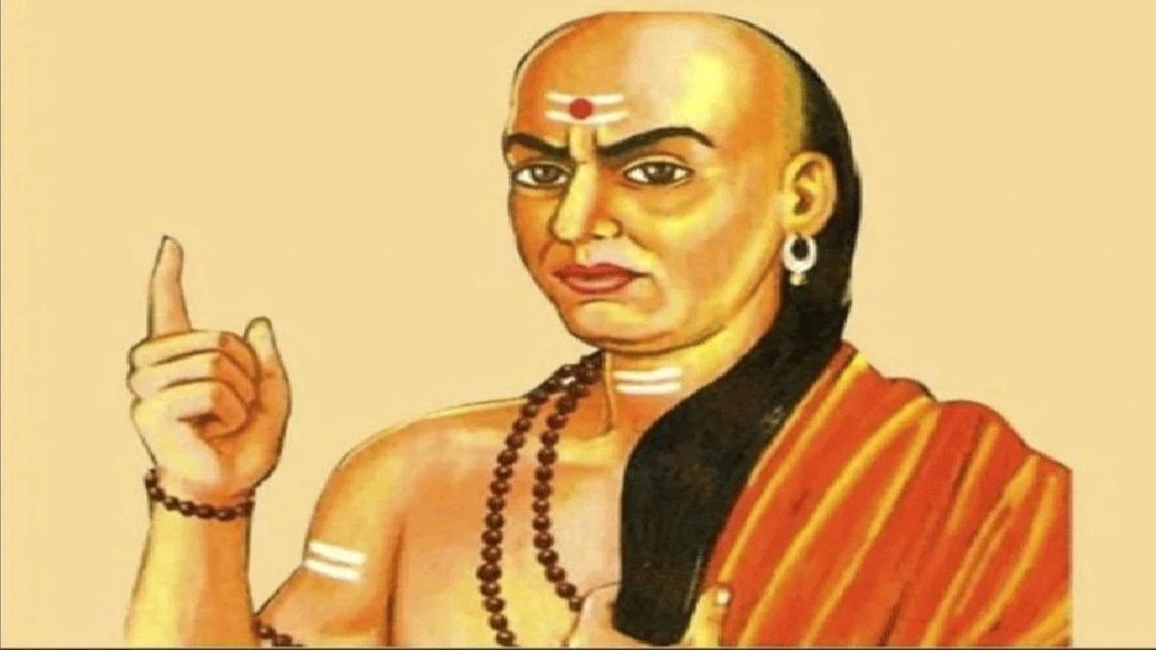 Chanakya Niti: सुख-दुःखात साथ देणारा हाच खरा मित्र; चाणक्यांनी सांगितलेल्या या गोष्टी जाणून घ्या