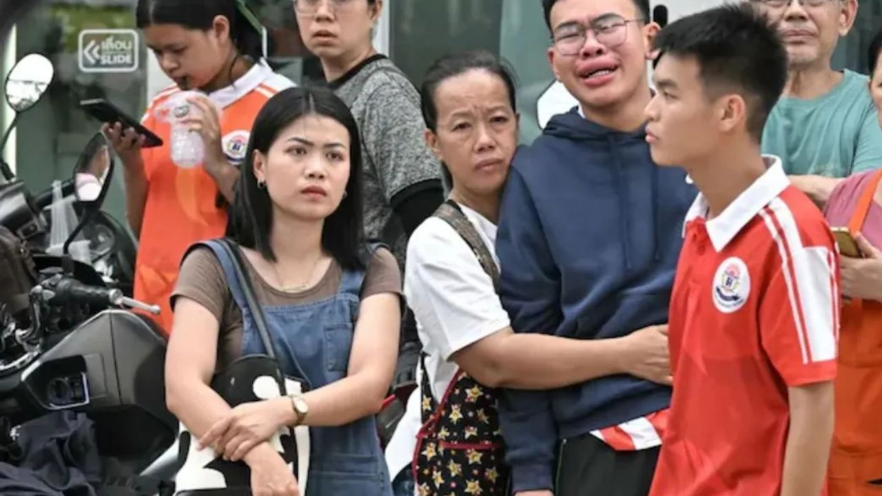 Bangkok Shooting: थायलंडमध्ये शाळकरी विद्यार्थ्याचे भयानक कृत्य; शिक्षकावर गोळीबार करून केली आत्महत्या, 15 विद्यार्थी जखमी