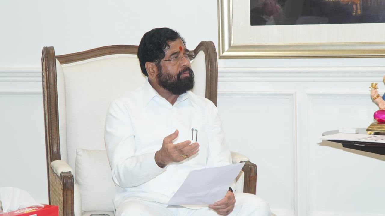महाराष्ट्राच्या शिक्षण व्यवस्थेत मोठा बदल; एकनाथ शिंदेंचे ‘मिशन मोड’वर काम करण्याचे शिक्षण विभागाला निर्देश