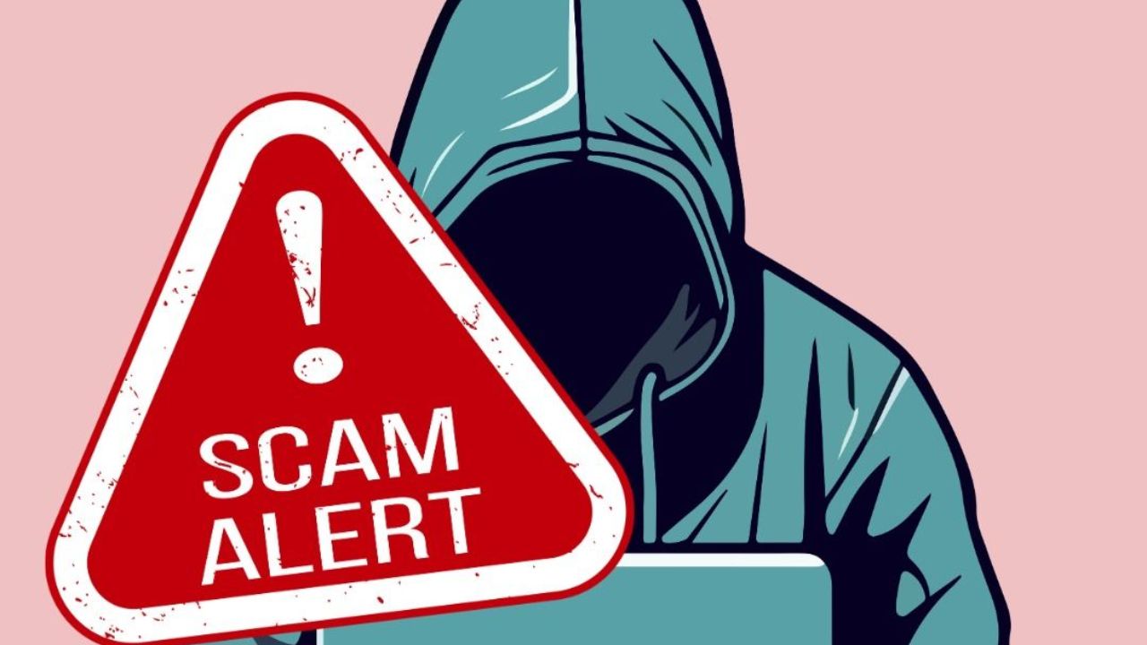 Fraud Alert: 15 ऑगस्टच्या शुभेच्छांचा मेसेज अन् क्षणातच रिकामं होईल बँक अकाऊंट! स्कॅमर्सपासून राहा सावध, लक्षात ठेवा या टिप्स