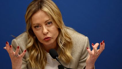 Giorgia Meloni vs Gen Z: इटलीच्या पंतप्रधान मेलोनी यांच्यावर का भडकली तरुण पिढी? 2027 मध्ये सत्तापालटाची शक्यता