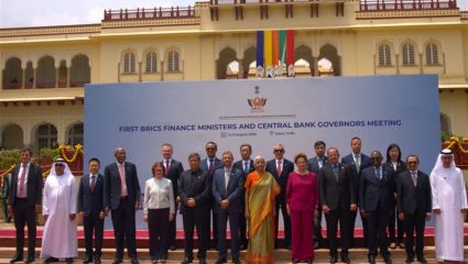 BRICS2026: अमेरिकेच्या डॉलरला थेट आव्हान! इराणचा ब्रिक्समध्ये मास्टरस्ट्रोक; रुपया, युआन अन् रुबलमध्ये होणार आंतरराष्ट्रीय व्यापार
