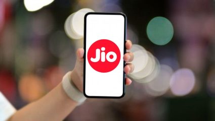 JIO Recharge Plan: वारंवार रिचार्ज करण्याची चिंता संपली! जिओचा ‘हा’ प्लॅन ऑफर करणार दिर्घकाळ व्हॅलिडीटी आणि बरेच फायदे