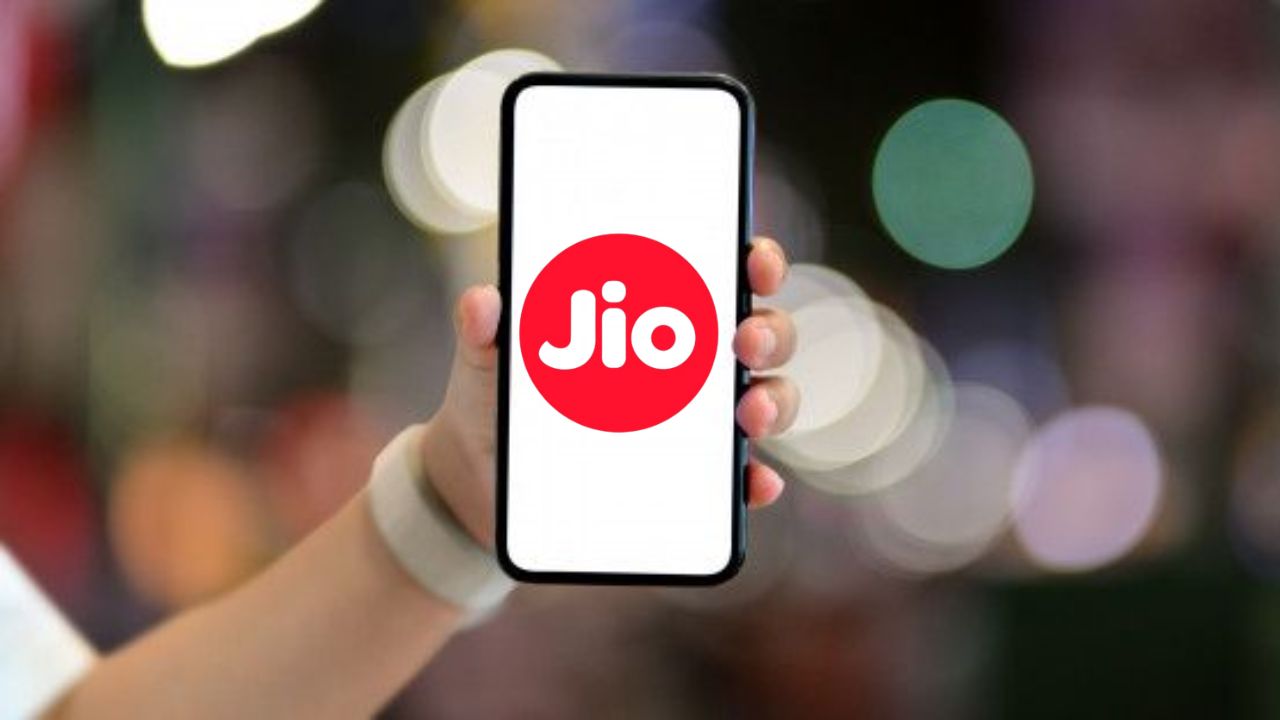 JIO Recharge Plan: वारंवार रिचार्ज करण्याची चिंता संपली! जिओचा ‘हा’ प्लॅन ऑफर करणार दिर्घकाळ व्हॅलिडीटी आणि बरेच फायदे