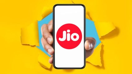 Jio Recharge Plan: 3 नव्या रिचार्ज प्लॅन्ससह जिओचा धमाका! वर्षभराच्या व्हॅलिडीटीसह मिळणार जबरदस्त फायदे, जाणून घ्या किंमत