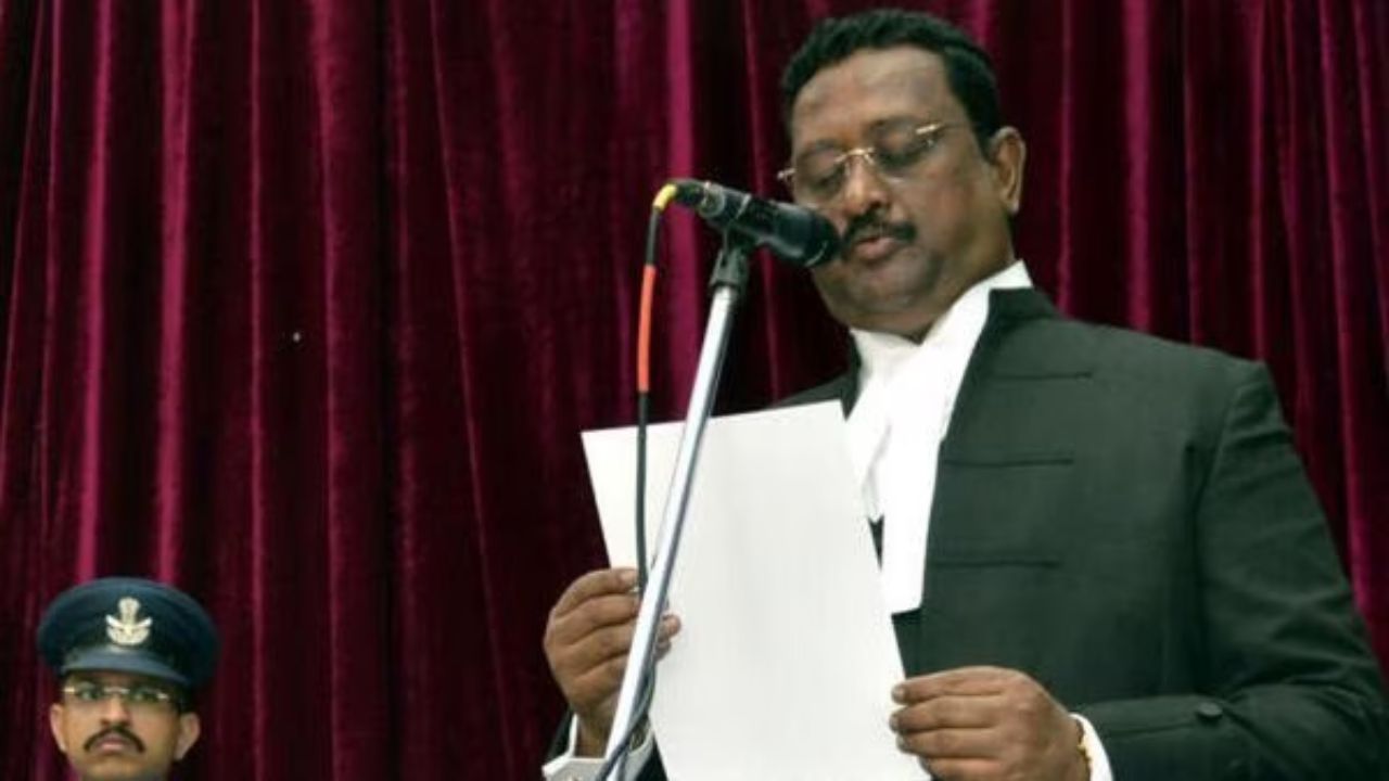 ‘… तर मराठी शाळा बंद पडल्या नसत्या’; न्यायमूर्ती प्रसन्न वराळेंचे सरकारला खडेबोल