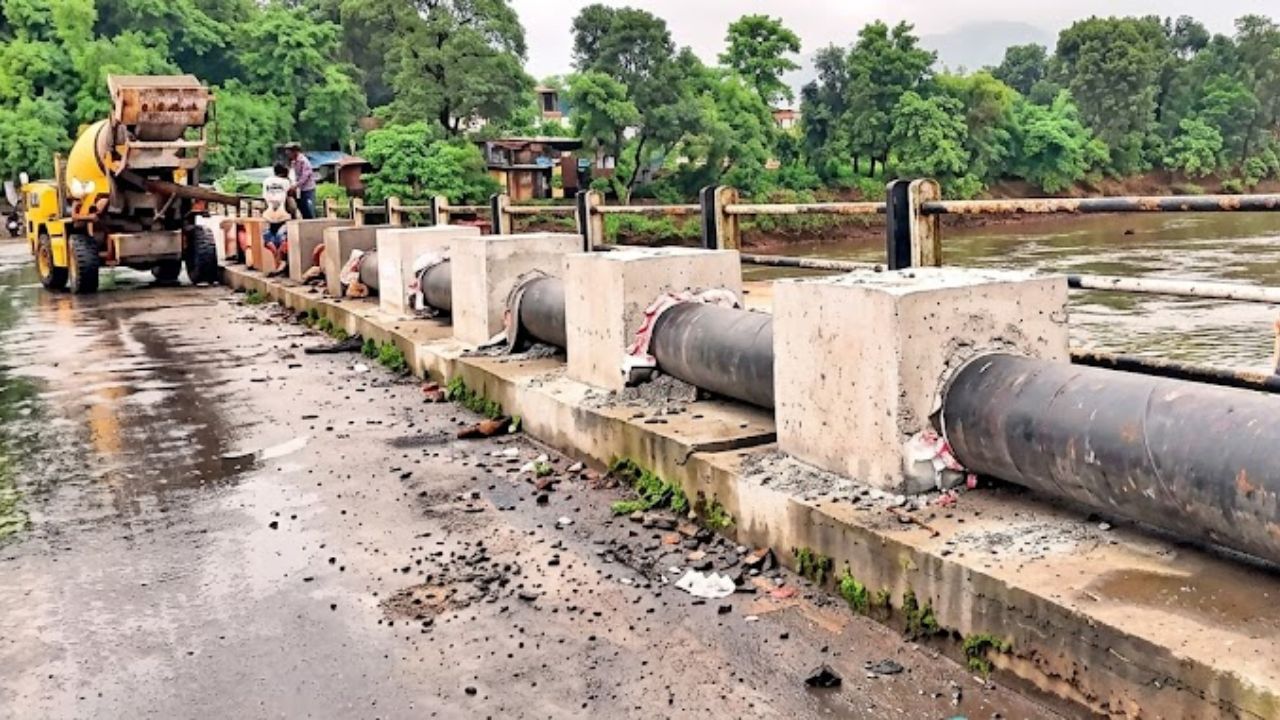 Raigad News: महाडकरांना मोठा दिलासा! 20 दिवसांत पर्यायी जलवाहिनीचे काम पूर्ण, शहराचा पाणीपुरवठा पुन्हा सुरळीत