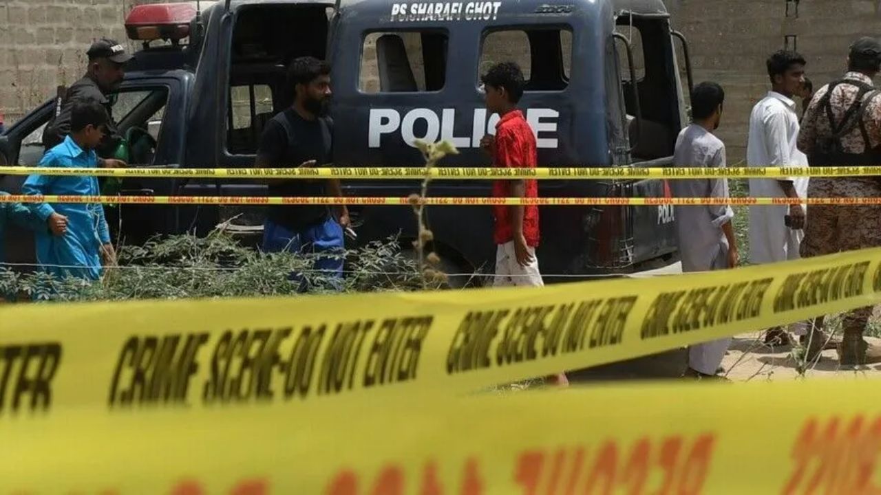 Lahore Attack: स्वातंत्र्यदिनाआधी पाकिस्तानमध्ये लाहोरमध्ये पोलिसांवर भीषण हल्ला; 3 जवान शहीद, शहरात हाय अलर्ट
