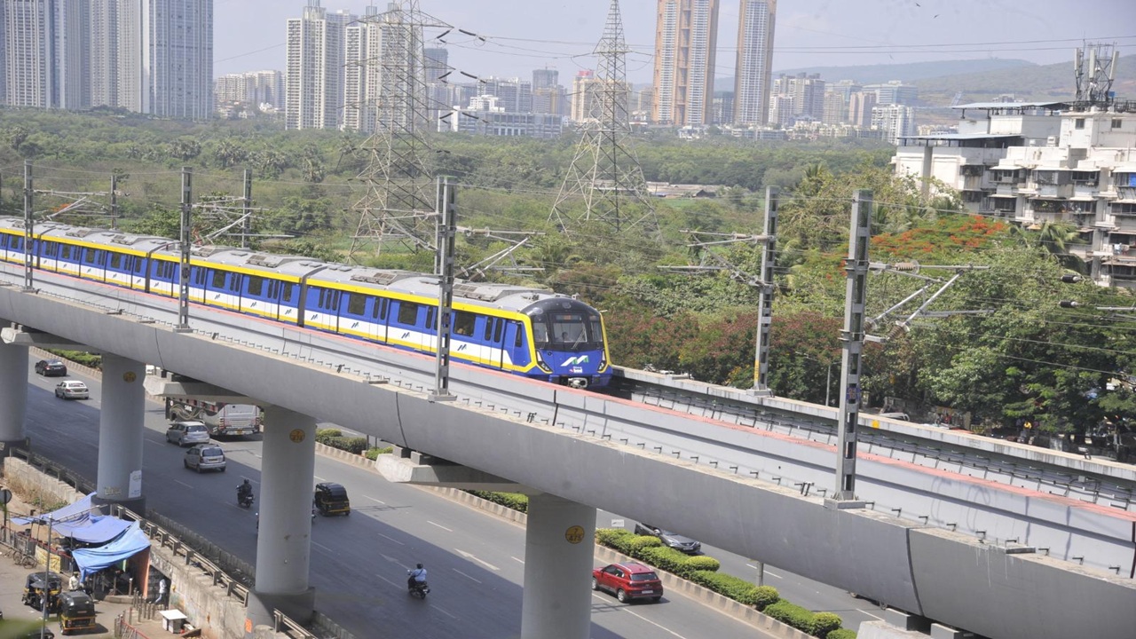 Mumbai Metro वर वाढता विश्वास; अवघ्या १७९ दिवसांत ३० कोटी प्रवाशांचा टप्पा पार, एमएमआरडीए मेट्रो नेटवर्कची मोठी झेप